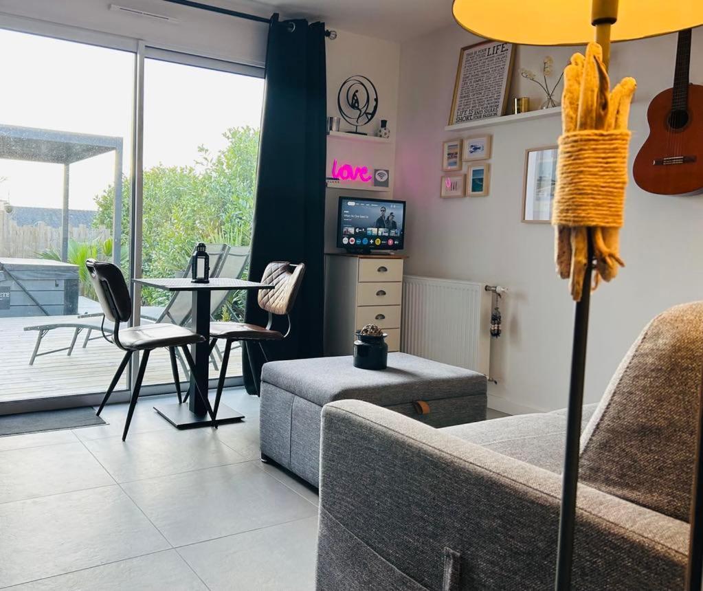 Studio & Spa La Discrete Saint-Évarzec Eksteriør bilde